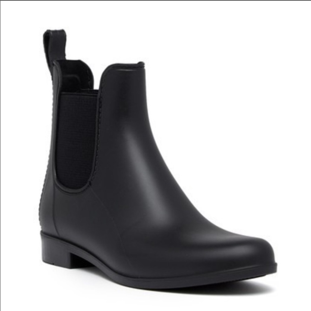 Chelsea rainboot size 8
